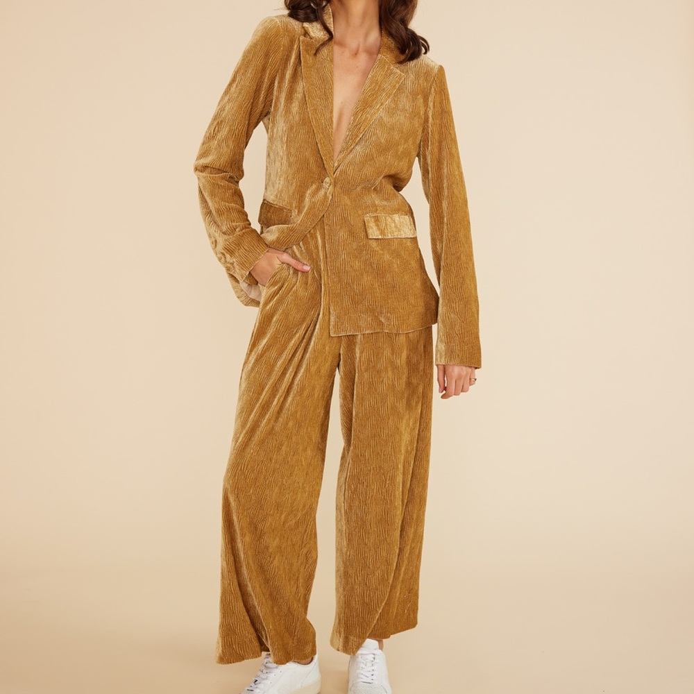 (B38) MINKPINK Arianna Jacket‎ Blazer in Gold, Size Medium, NWT